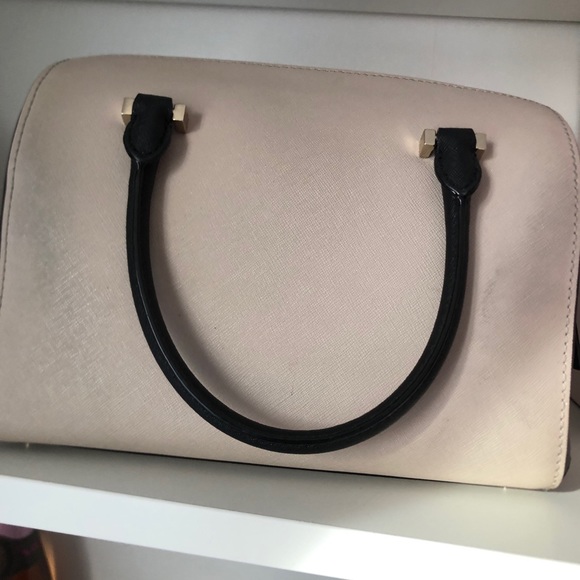 🌸☁️KATE SPADE☁️🌸 cream and black hand bag and crossbody 2 in 1 - Picture 2 of 4